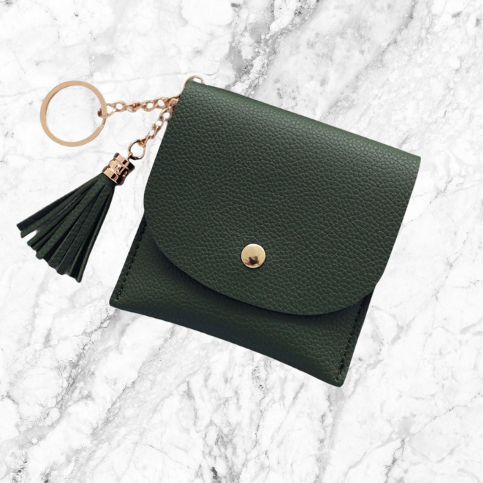 Green Card wallet holder with tassel