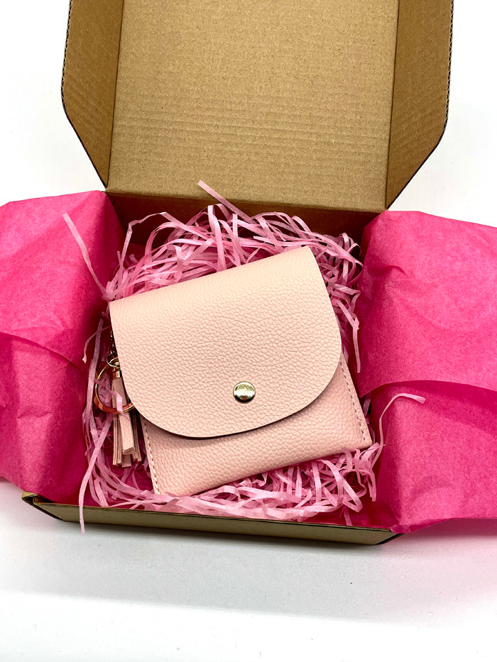 packaging pink personalised card holder