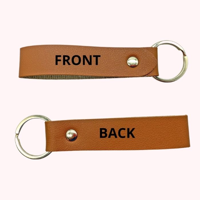 Showing front and back side of brown personalsied keyring